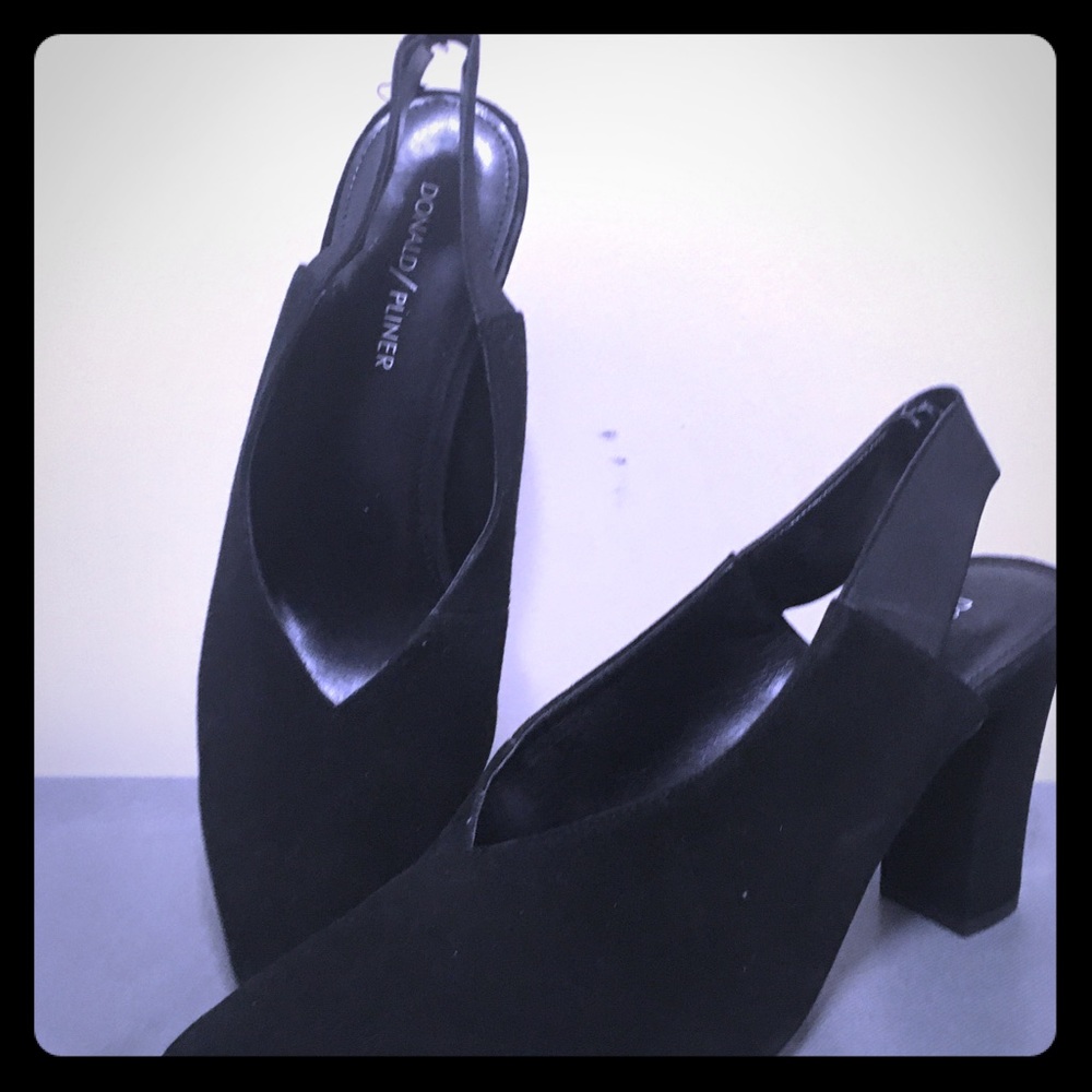 Chunky classic heel